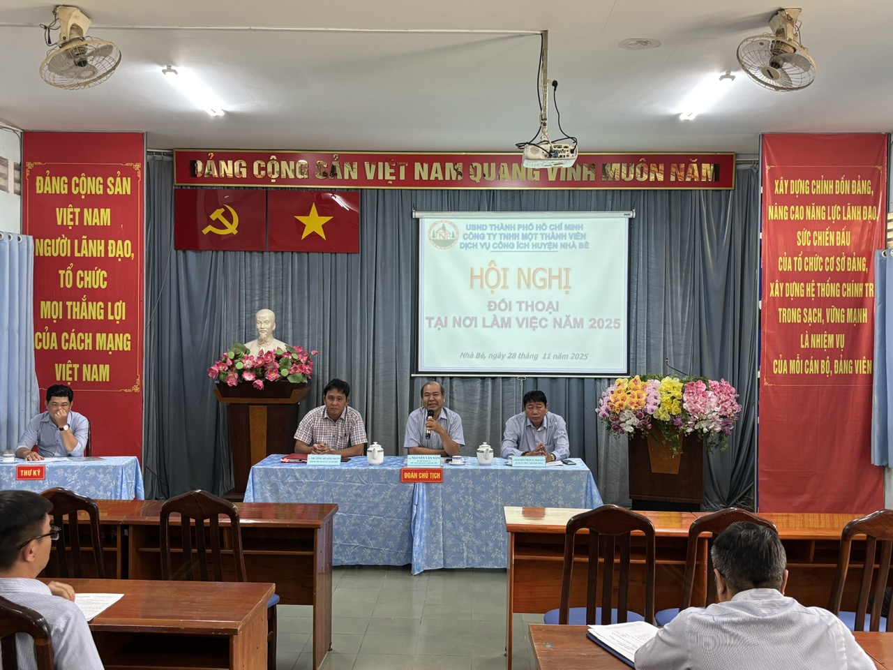 z7270304545029_4c649511b6b1b592a7d3c216276ded16