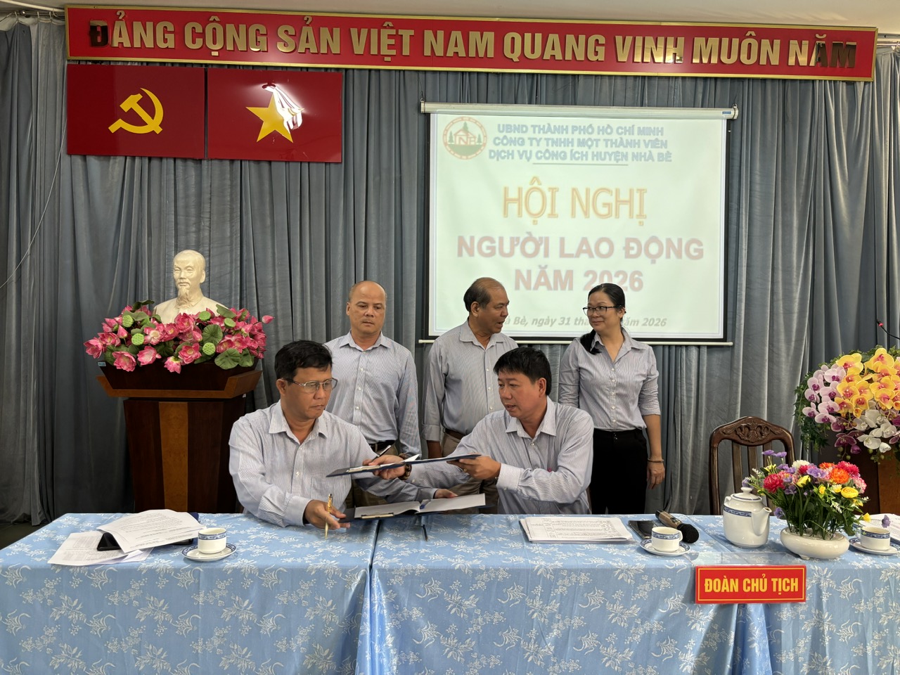 z7675425749326_845da549293aa246a00d5d07a04ddc88